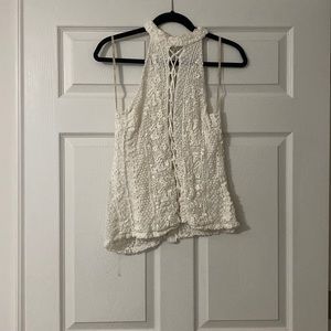 GIMMICKS TANK TOP